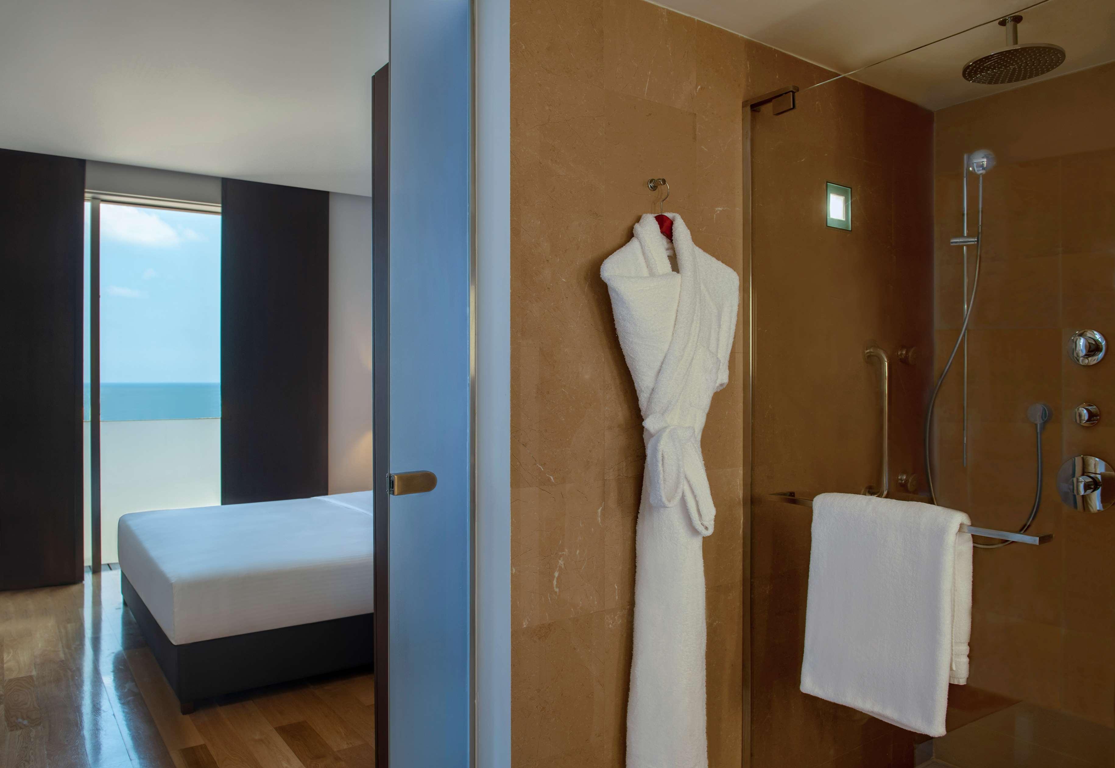 Hilton Downtown Hotel 4*