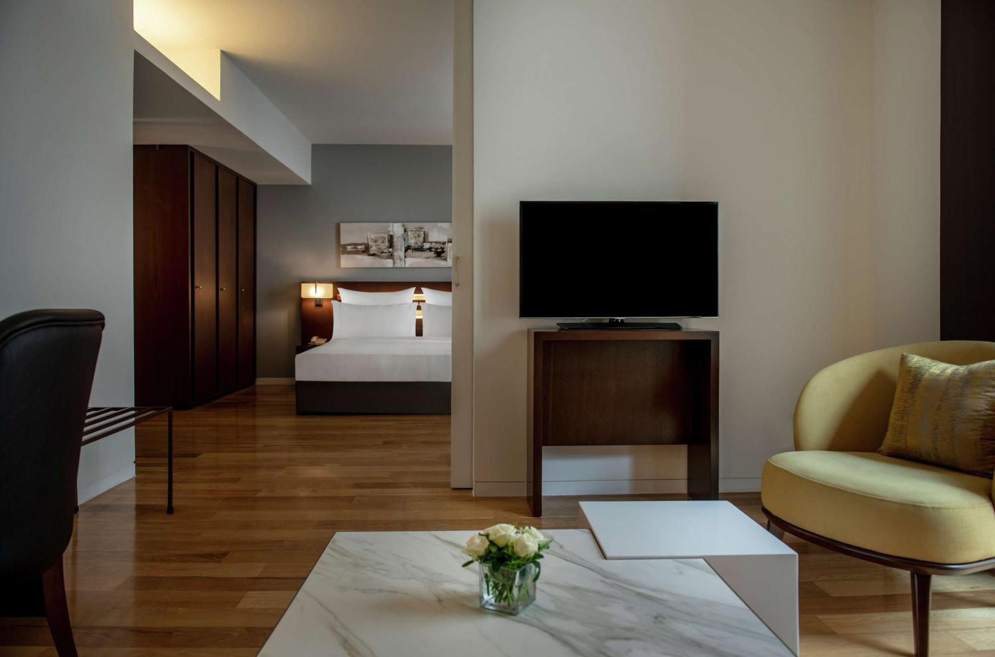 Hilton Downtown 4* Beirut