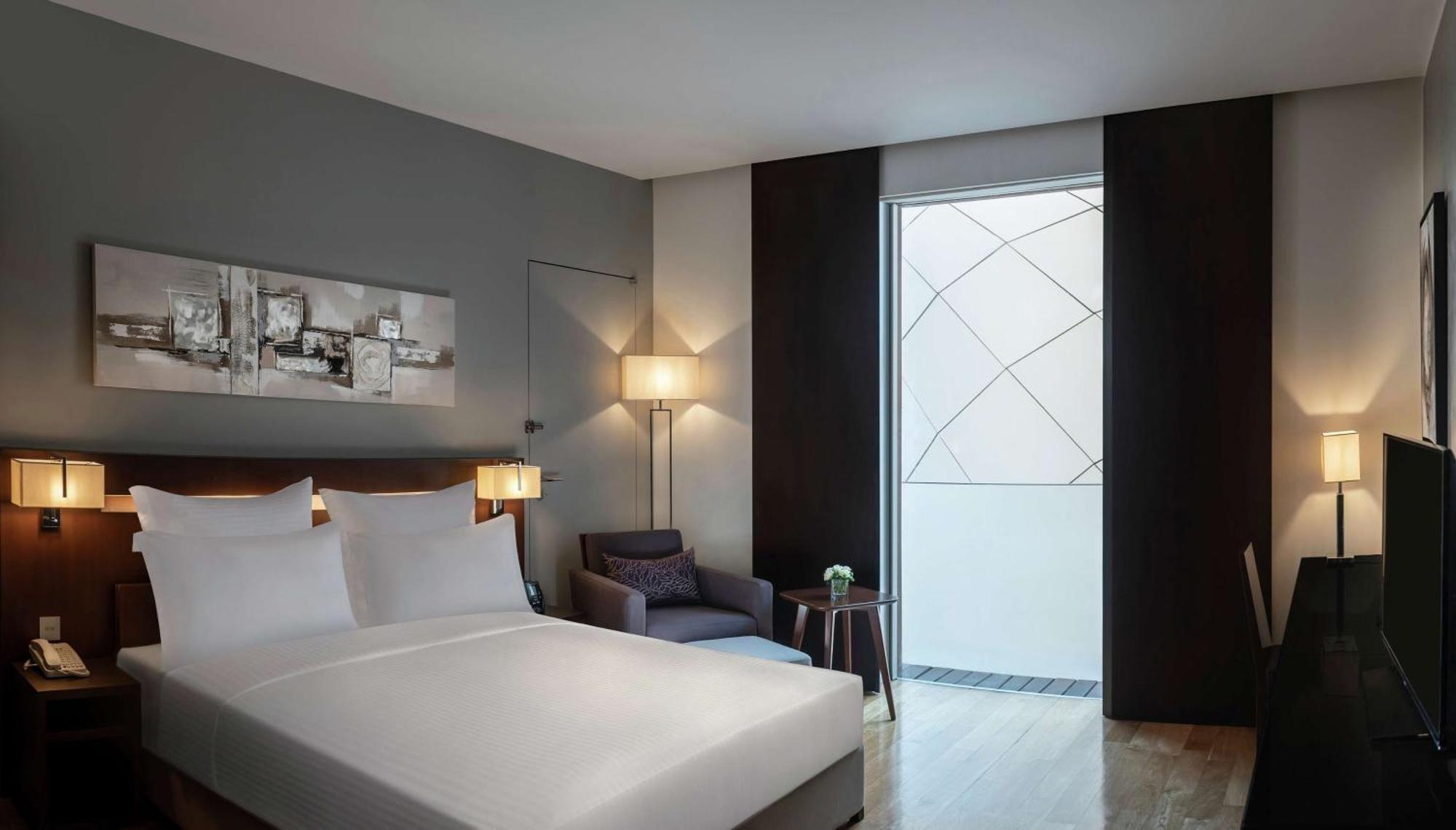 Hilton Downtown 4*