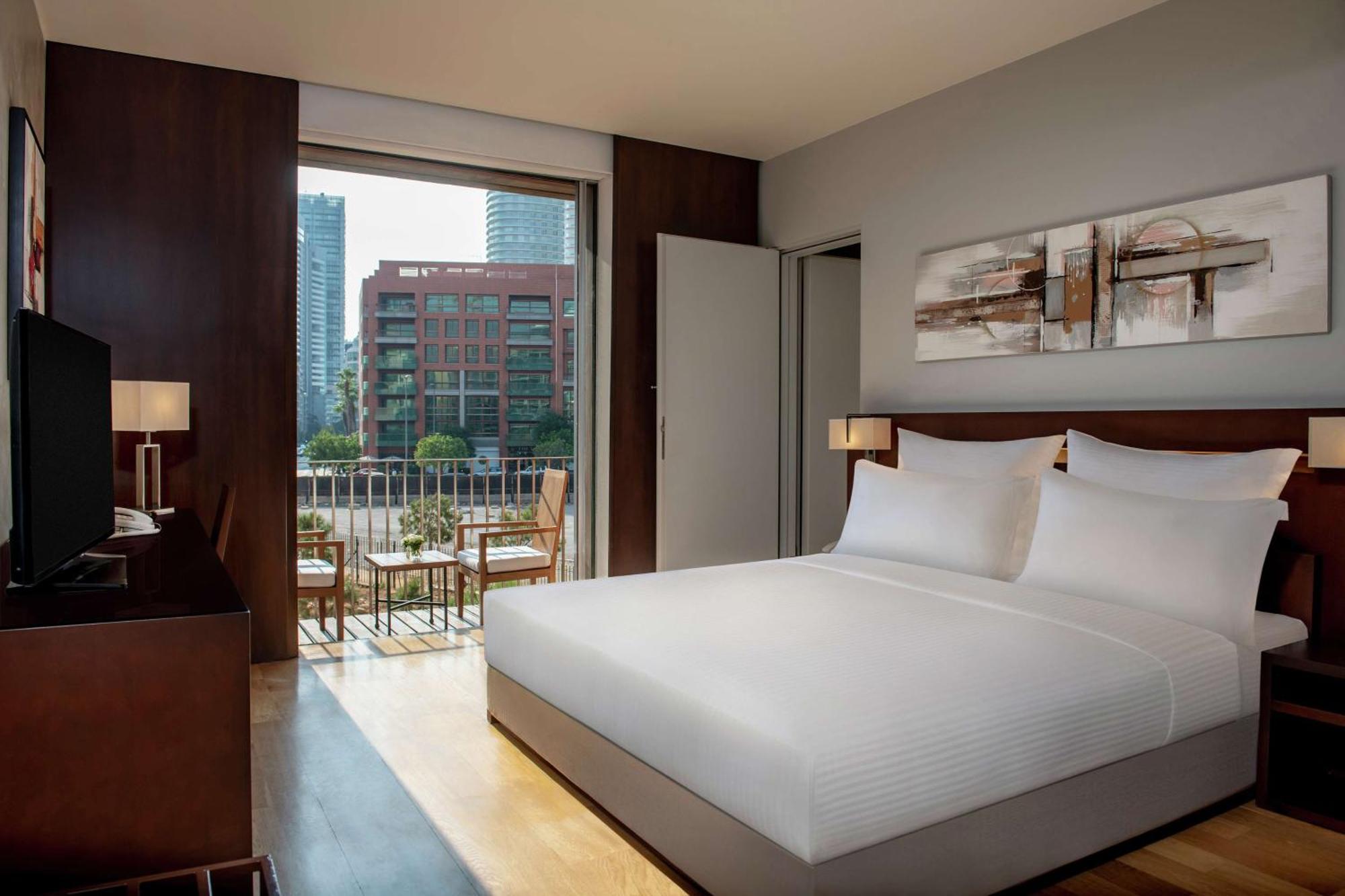 Hilton Downtown 4* Beirut