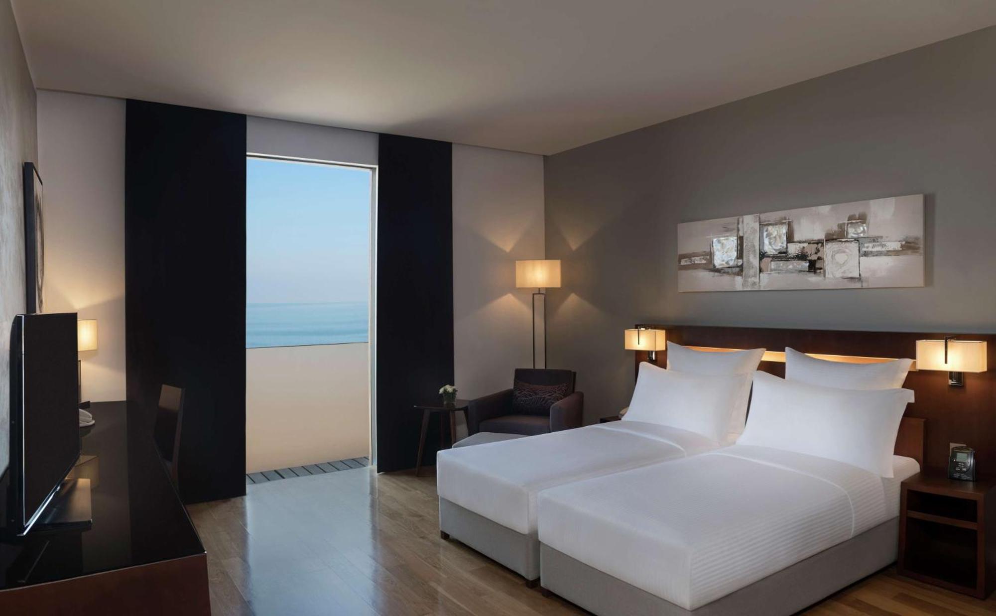 Hilton Downtown Hotel 4*